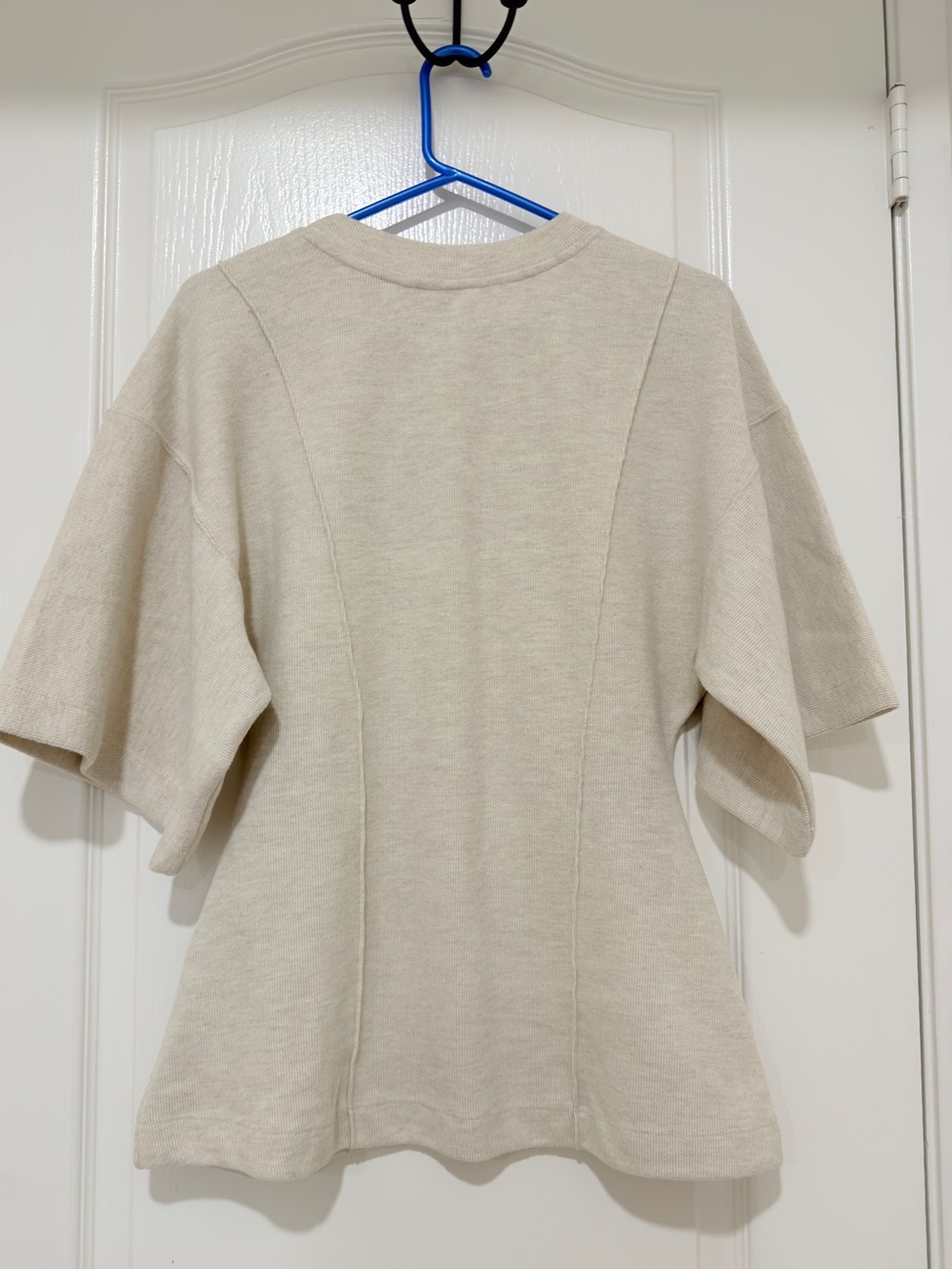 H&M Premium Knit Top NWT Beige Short Sleeve Sweater Size Large Minimalist - Picture 6 of 8